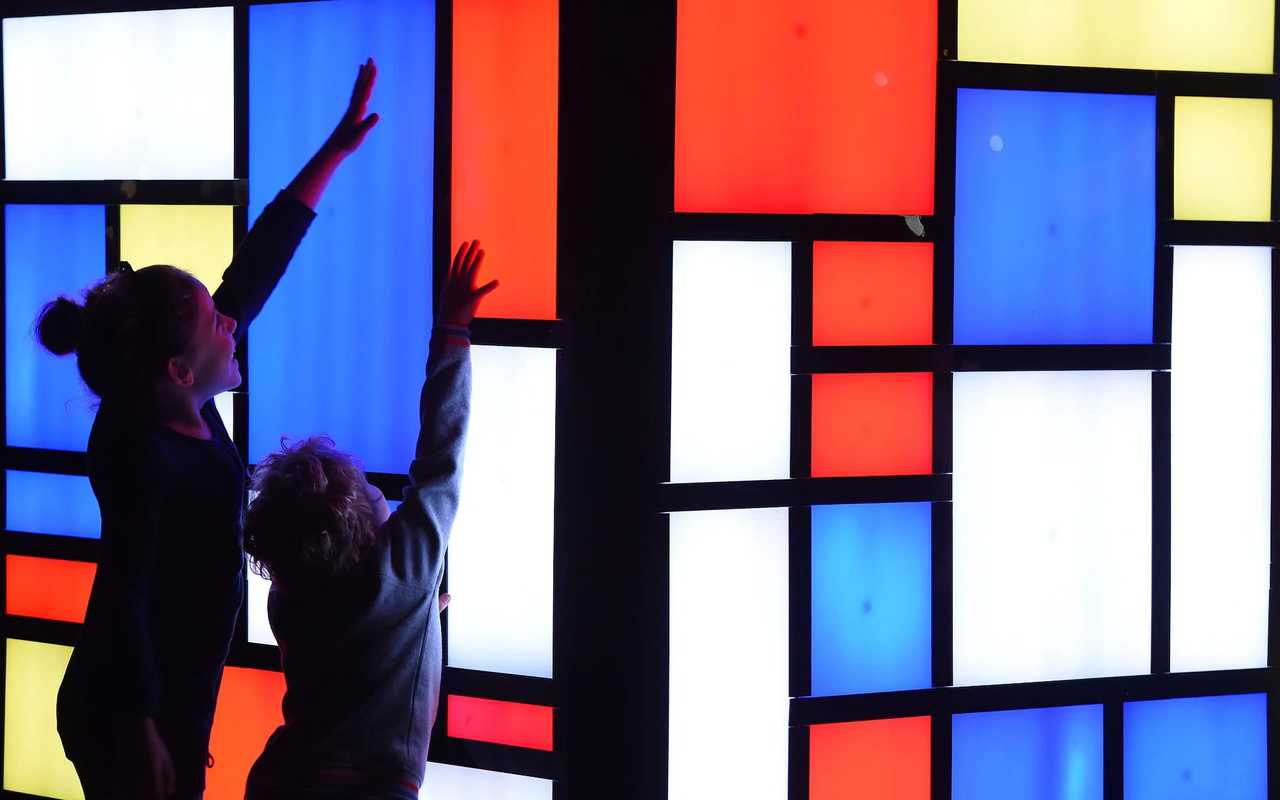Mondrian Cube image 1